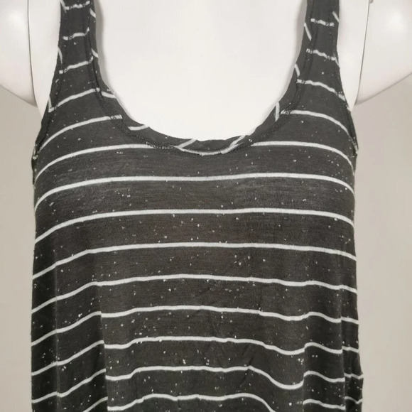 G21 Textured Tank - Picture 2 of 4